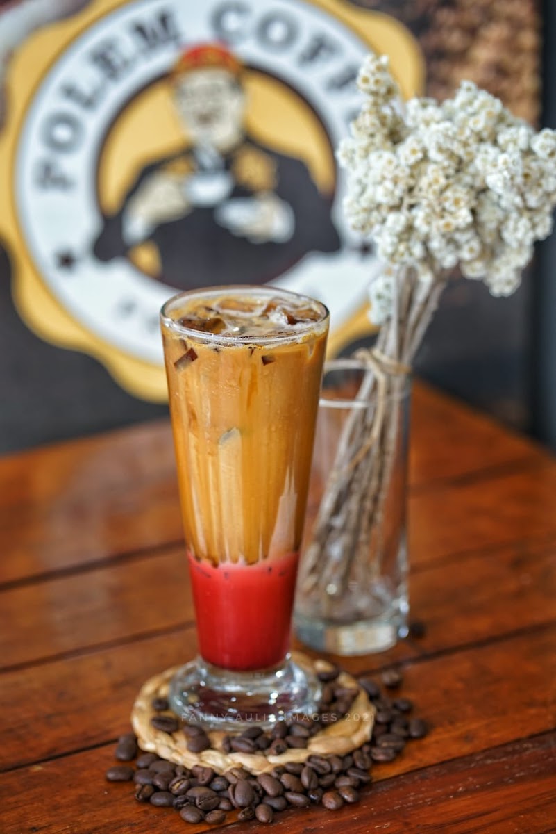 Polem Coffee Premium Photos 2